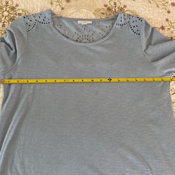 Absolutely cute sky blue embroidered tunic in size S - Picture 6 of 9